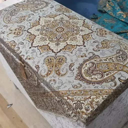 جعبه چوبی سنتی ترمه ابریشم سالاری