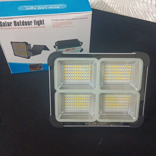 چراغ سولار سایز بزرگ با پنل شارژ خورشیدی مناسب چادر - کمپ - ماهیگیری - خانه و..SOLAR LED LIGHT پروژکتور شارژی