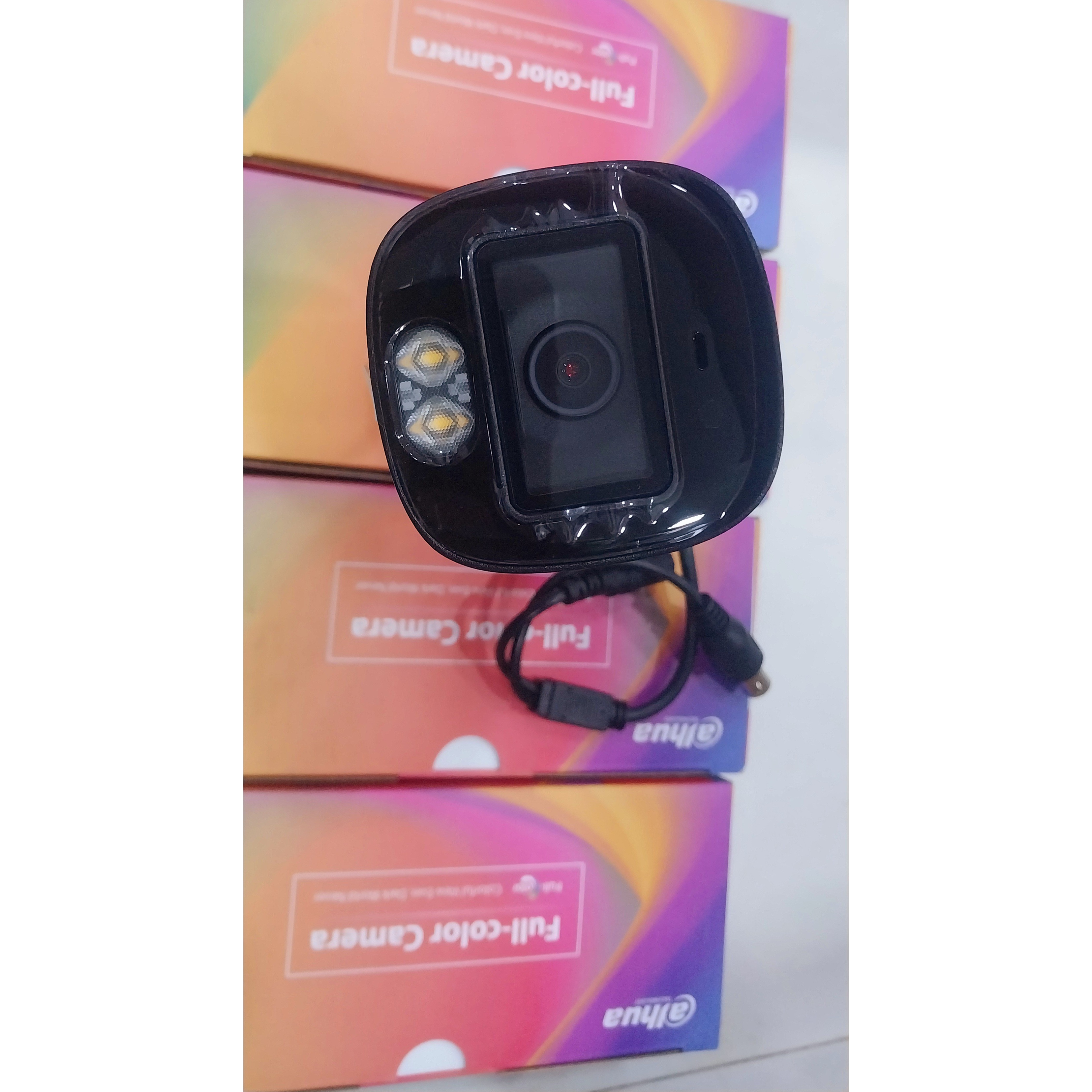 دوربین فول کالر داهوا مدل HAC HFW1209CP A LEDجدید