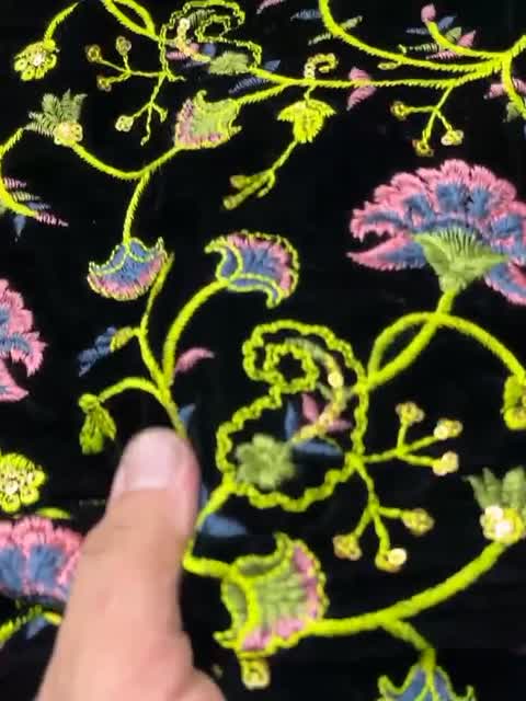 مخمل 9 هزار (وارداتی) با عرض 110