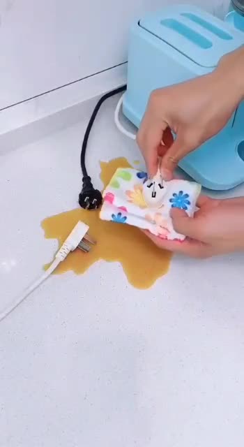 گیره نگهدارنده دوشاخه برق و لوازم بسته 4 عددی STORAGE HOOK