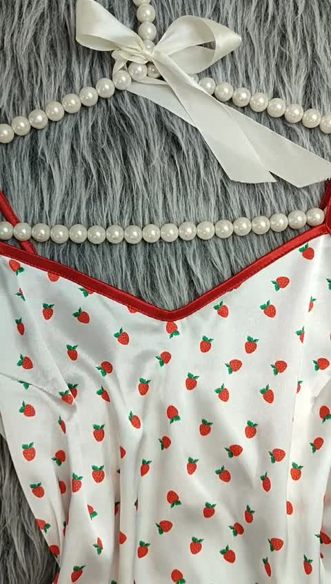 سِت لباس خواب زنانه دوتکه ساتَنLX درجه یک برند بانولَند فری سایز مدل white berry