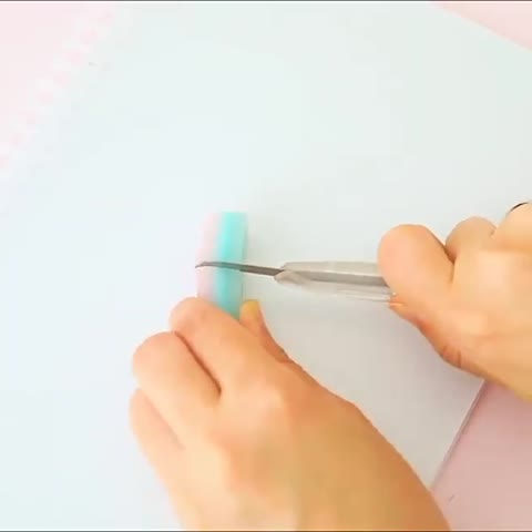 پاکن مغزدار دایناسور کیوت ابعاد 4.5x2x1.5 سانت پاک کن فانتزی دخترانه پسرانه پاککن مغزی بامزه رنگی حیوانات قابل برش 1 عدد