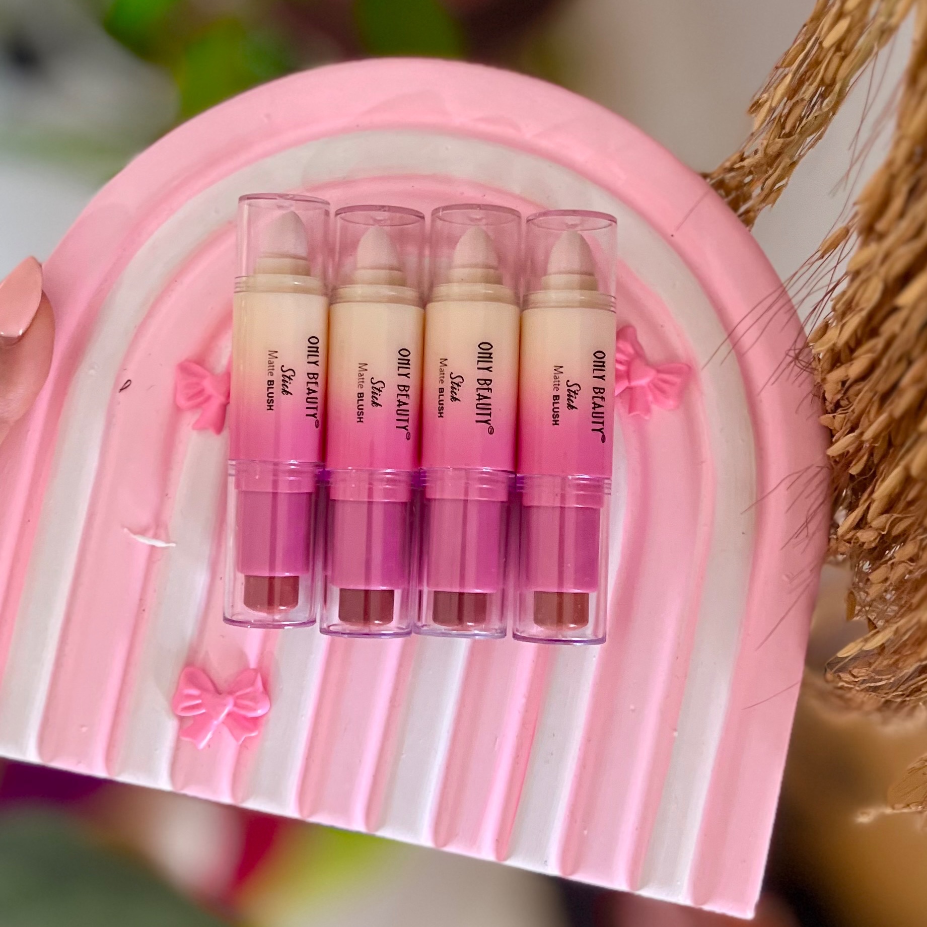 رژلب و رژ گونه ی استیکیجدید
