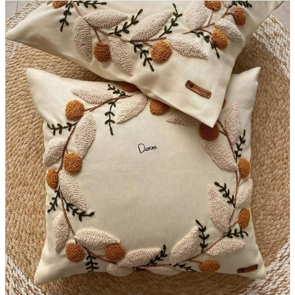 کوسن پانچ دوزی طرح حلقه در رنگبندی متنوعجدید