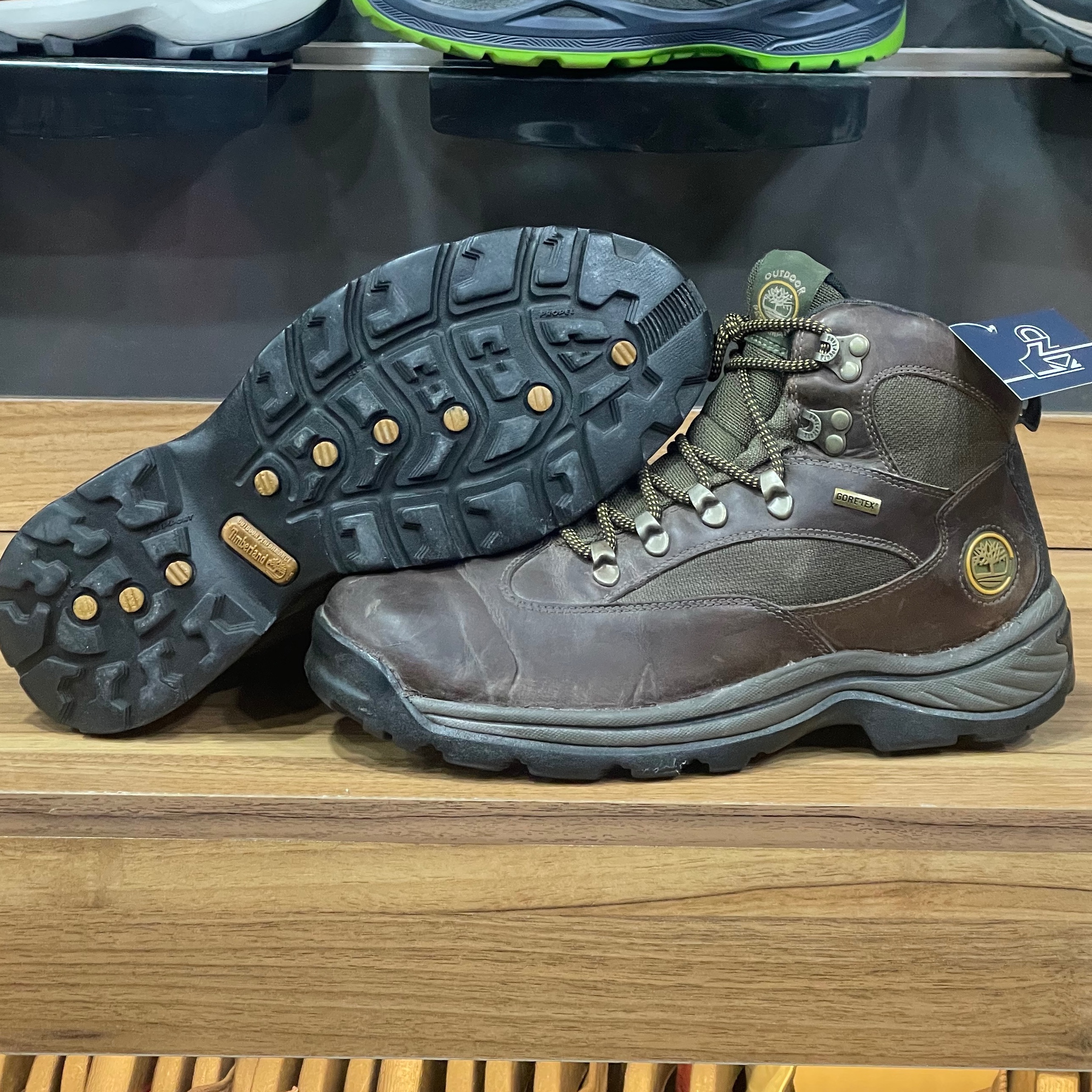 کفش کوهنوردی اورجینال خارجی برند تیمبرلند timberland 42 - 43