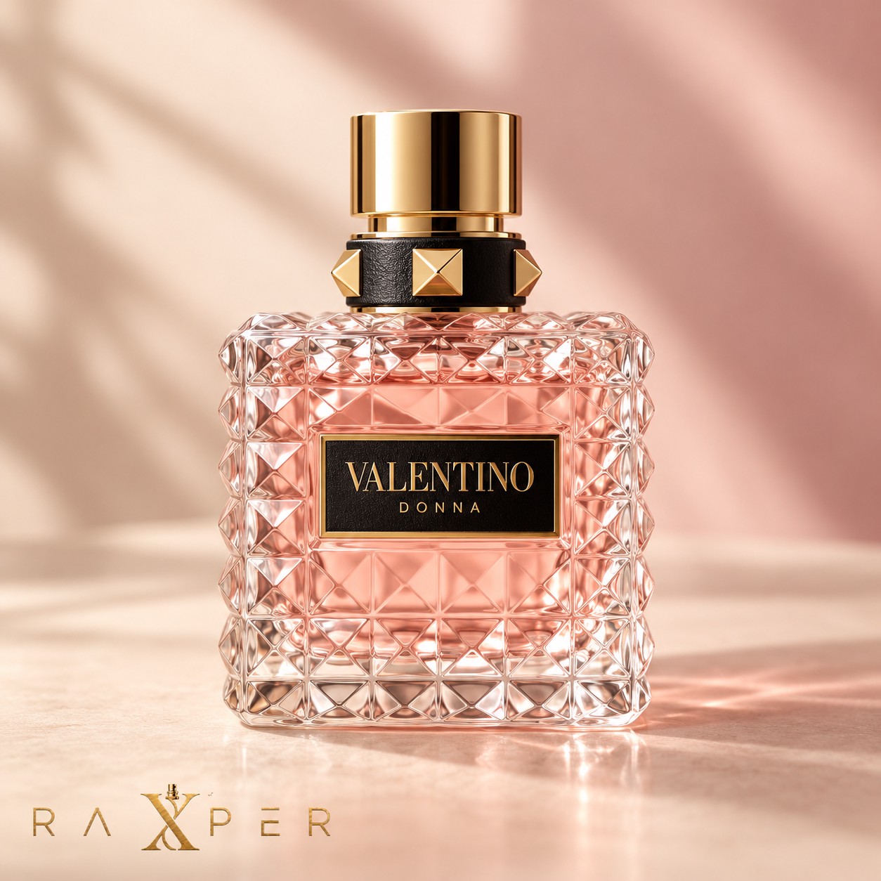 عطر والنتینو دونا
