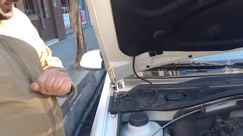 جک کاپوت تندر 90 اصل کشور ترکیه مناسب ال نود همراه با پایه نصب بسته یک عددی(باید دو عدد سفارش دهید)