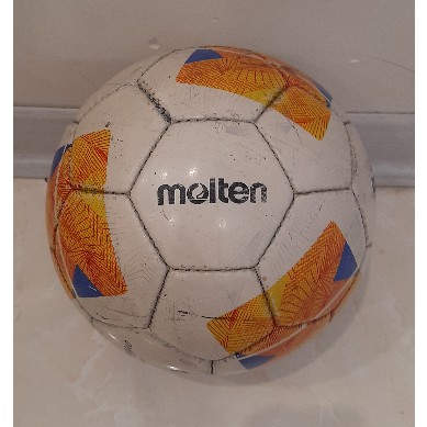 توپ moltenجدید