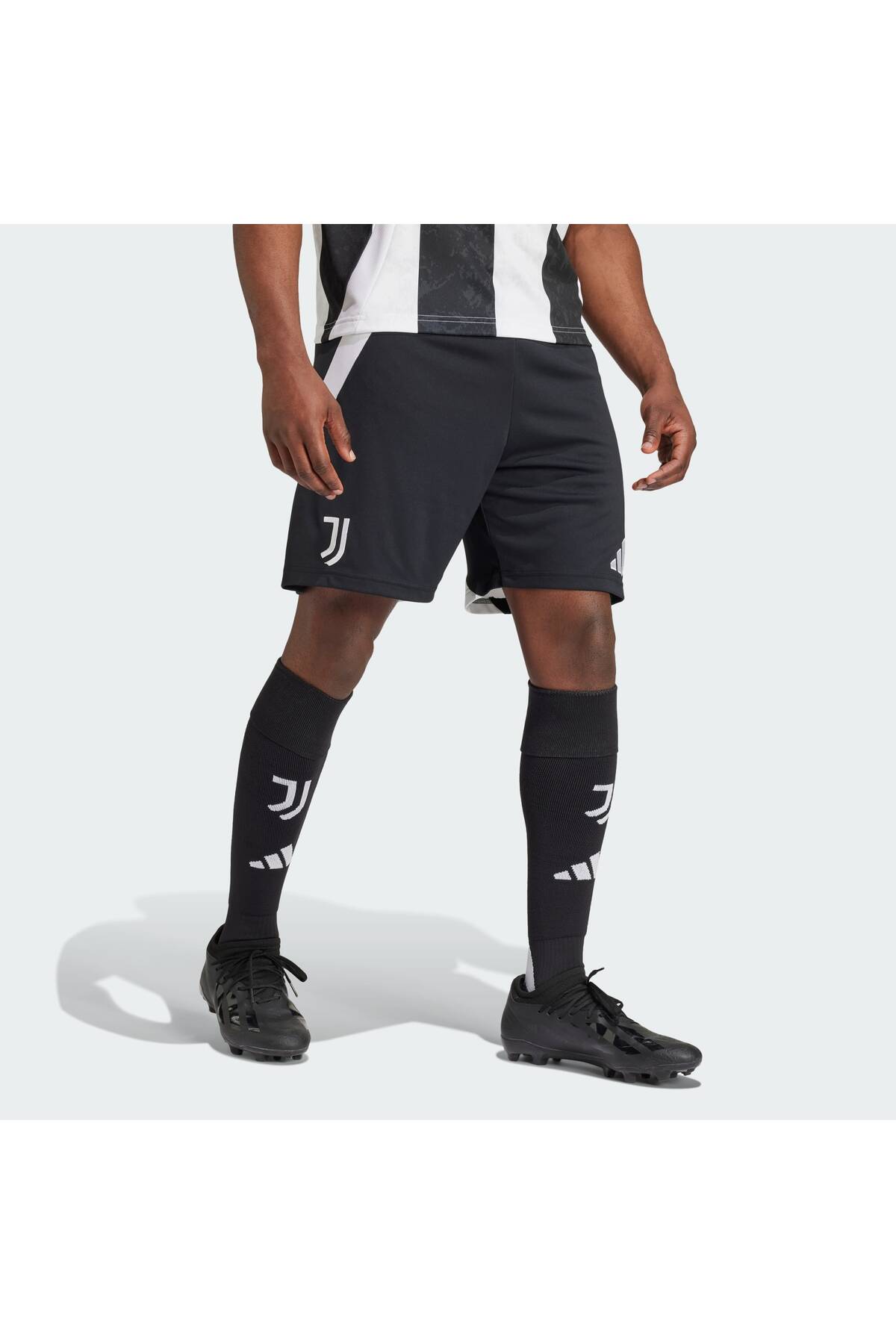شلوارک مردانه آدیداس مدل adidas Juventus 2425 I Saha ortuجدید