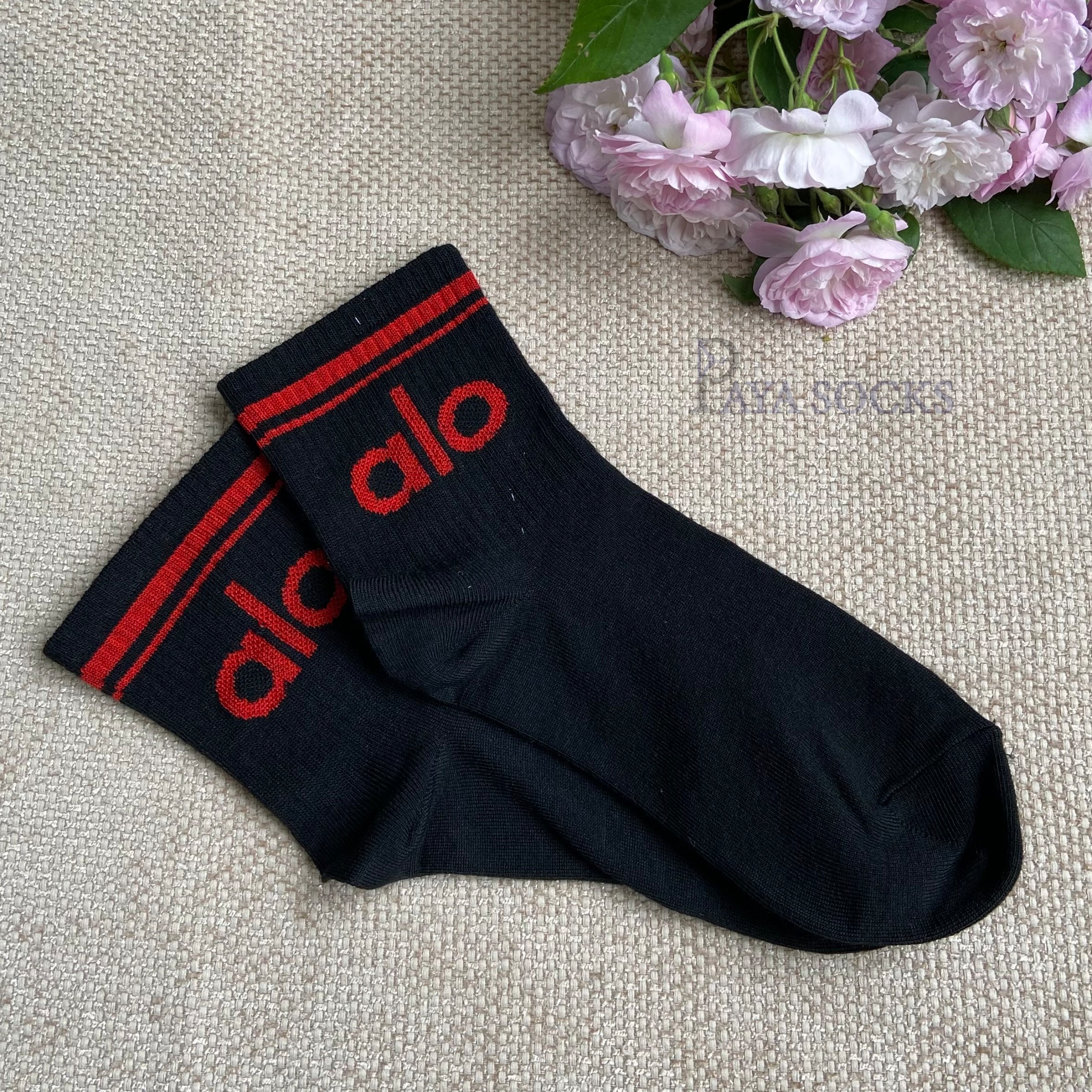 جوراب نیمساق دخترانه ورزشی طرح Alo پک 2 عددی