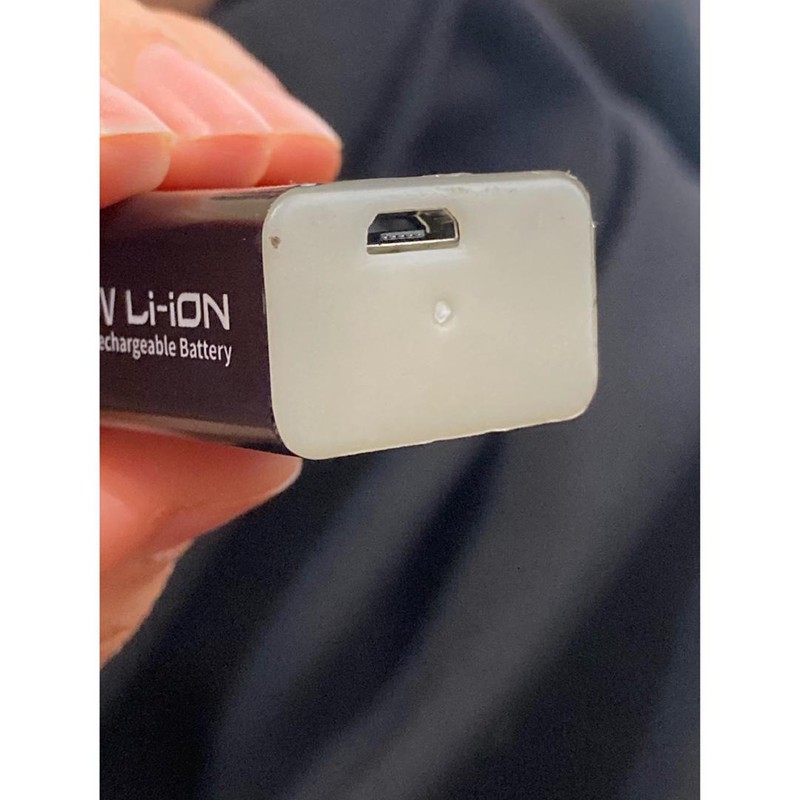 باتری کتابی بستون مدل 9V-MICROUSBجدید