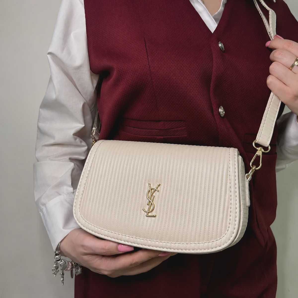 کیف پاسپورتی زنانه طرح YSL کد 2094-1جدید