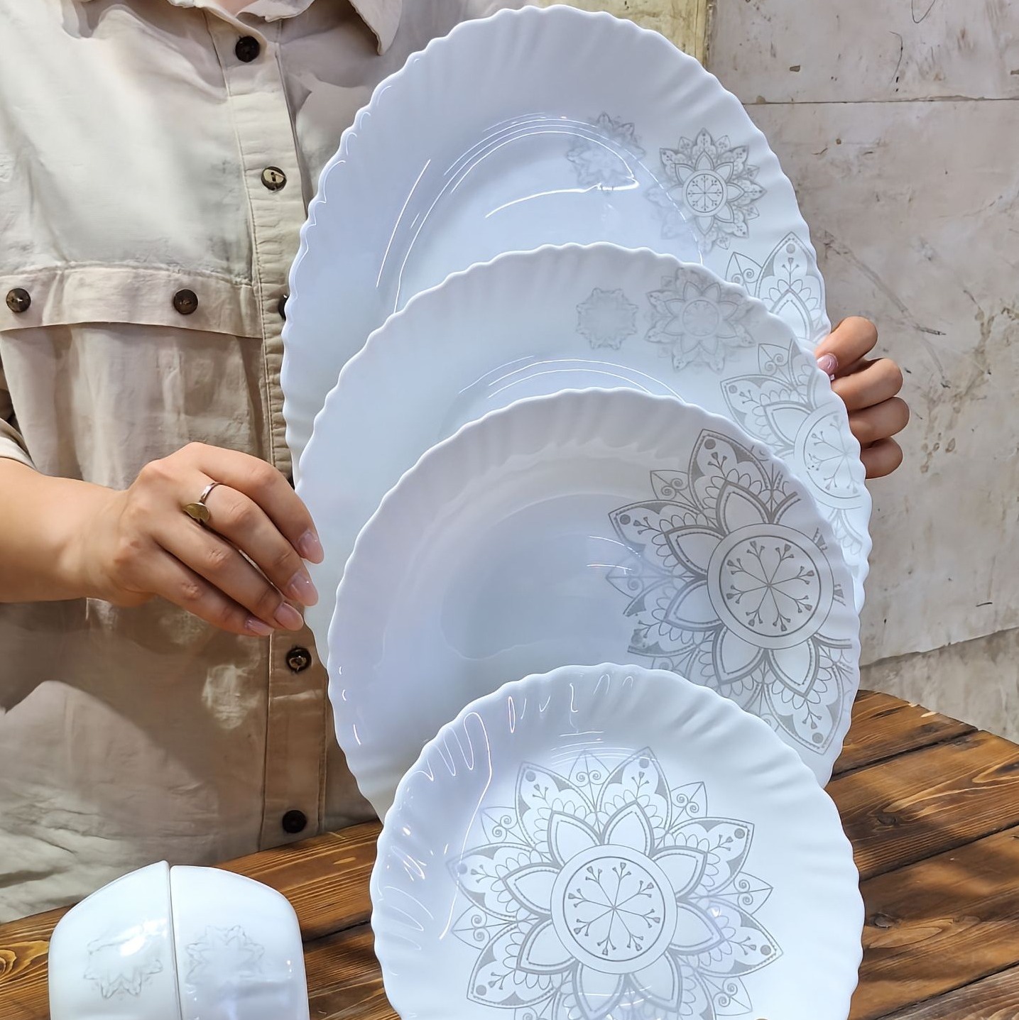 سرویس ارکوپال 25 پارچه دالبری طرح گرد دالبریِ گلرخ طوسی.ارسال با اتوبوسجدید