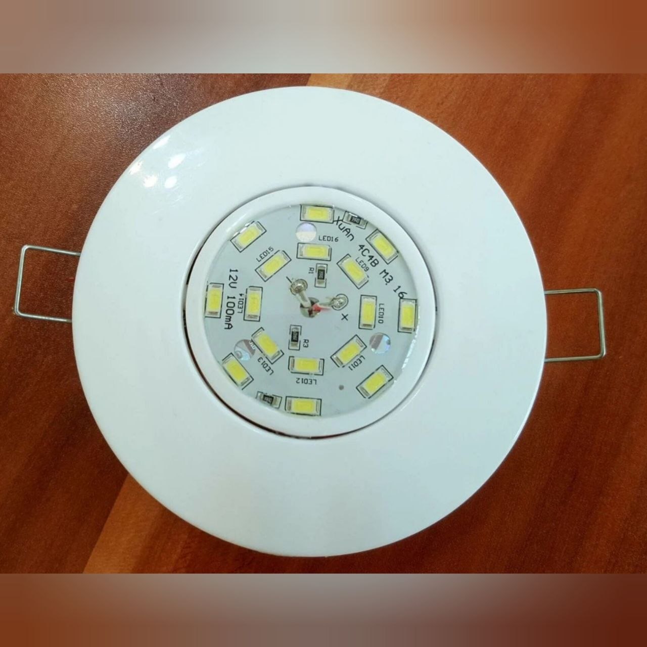 چراغ پنل هالوژن ضدآب 12 ولت