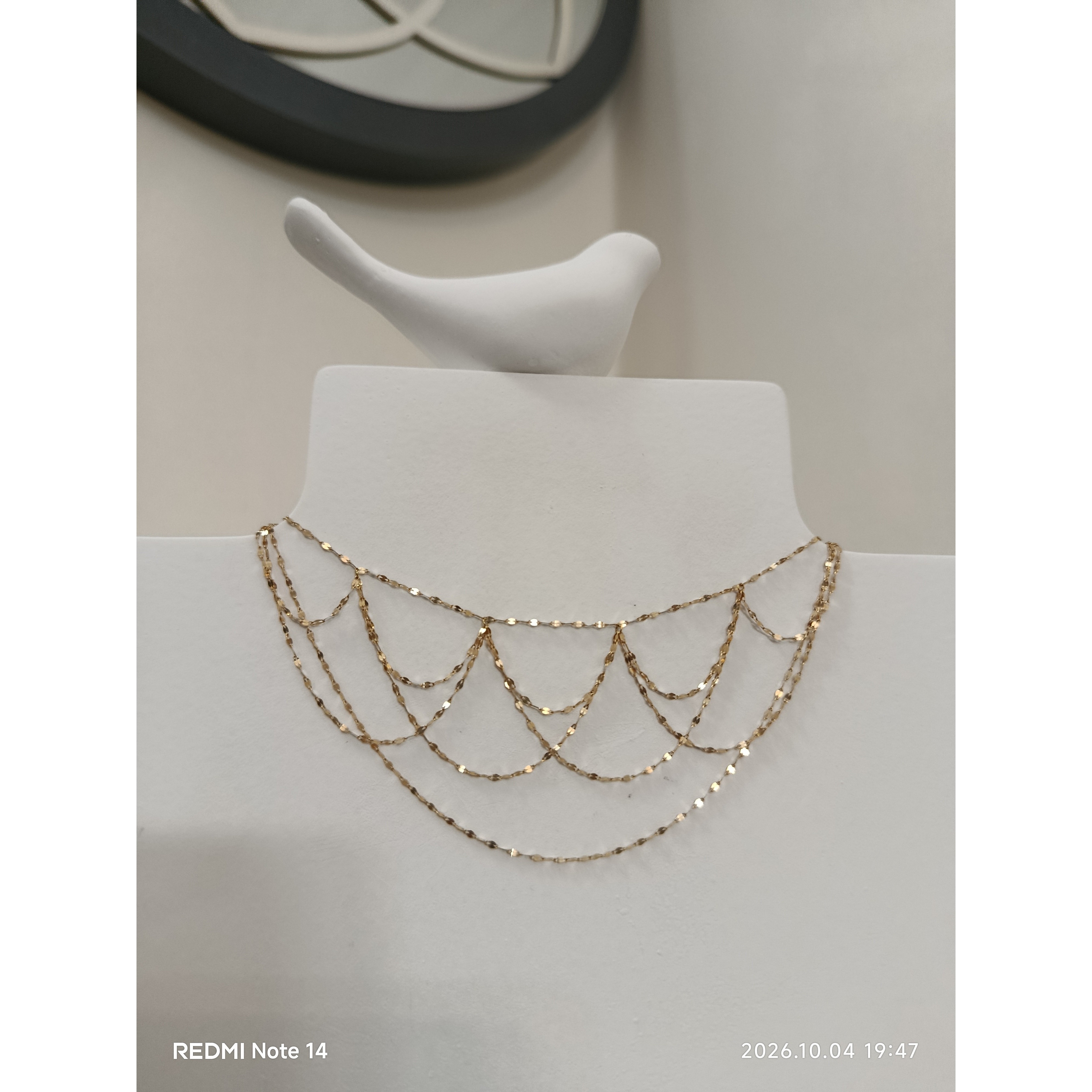 گردنبند شرابه ای طلای 750وزن 1.260جدید