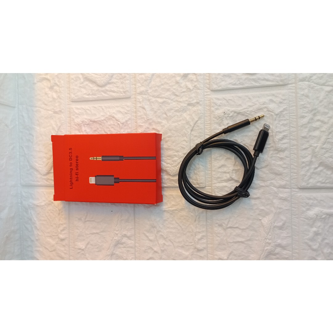 کابل تبدیل لایتنینگ به جک 3.5 میلیمتری استریو (Lightning to DC3.5 Hi-Fi Stereo Cable)جدید