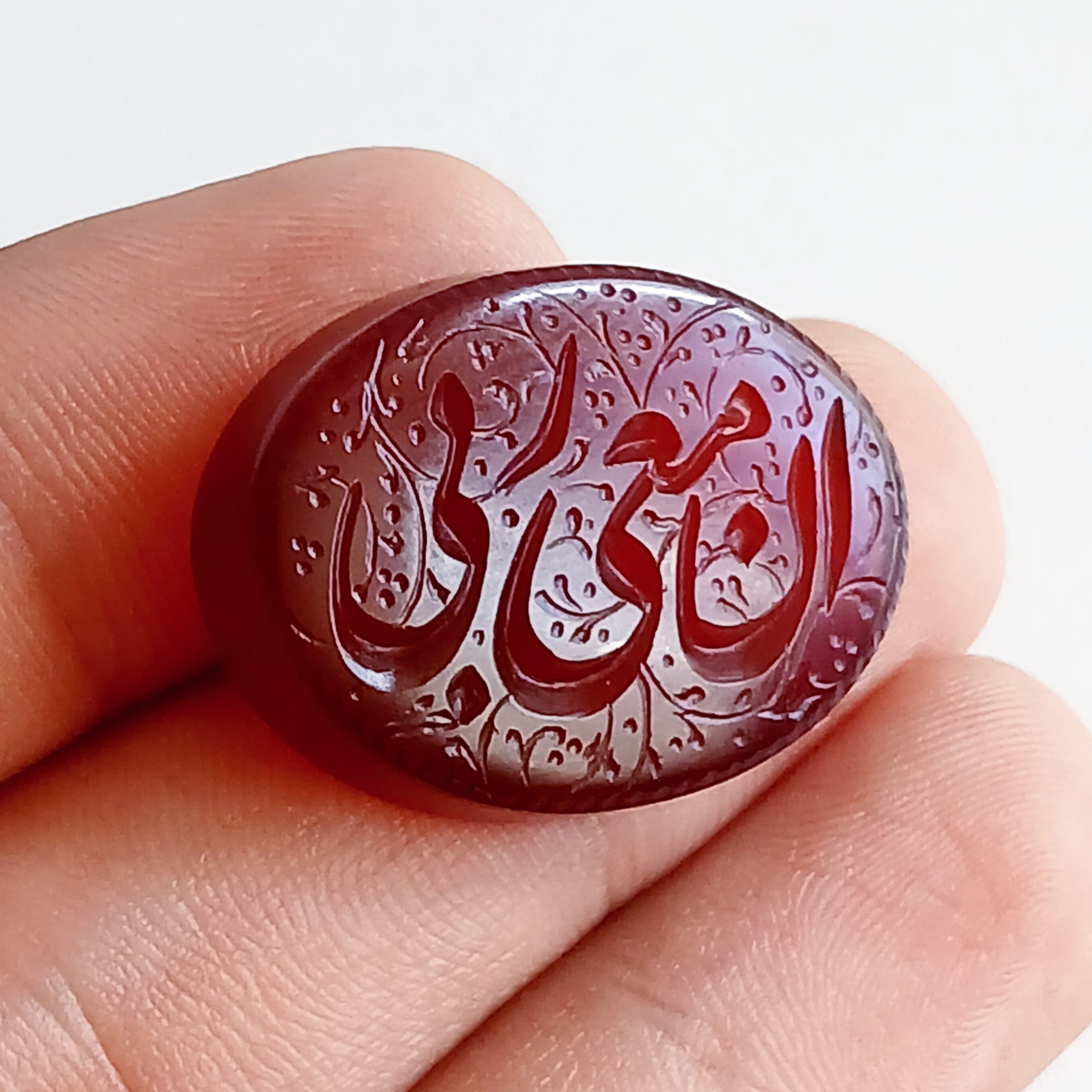 نگین عقیق کرزی خراسان حکاکی ان معی ربی