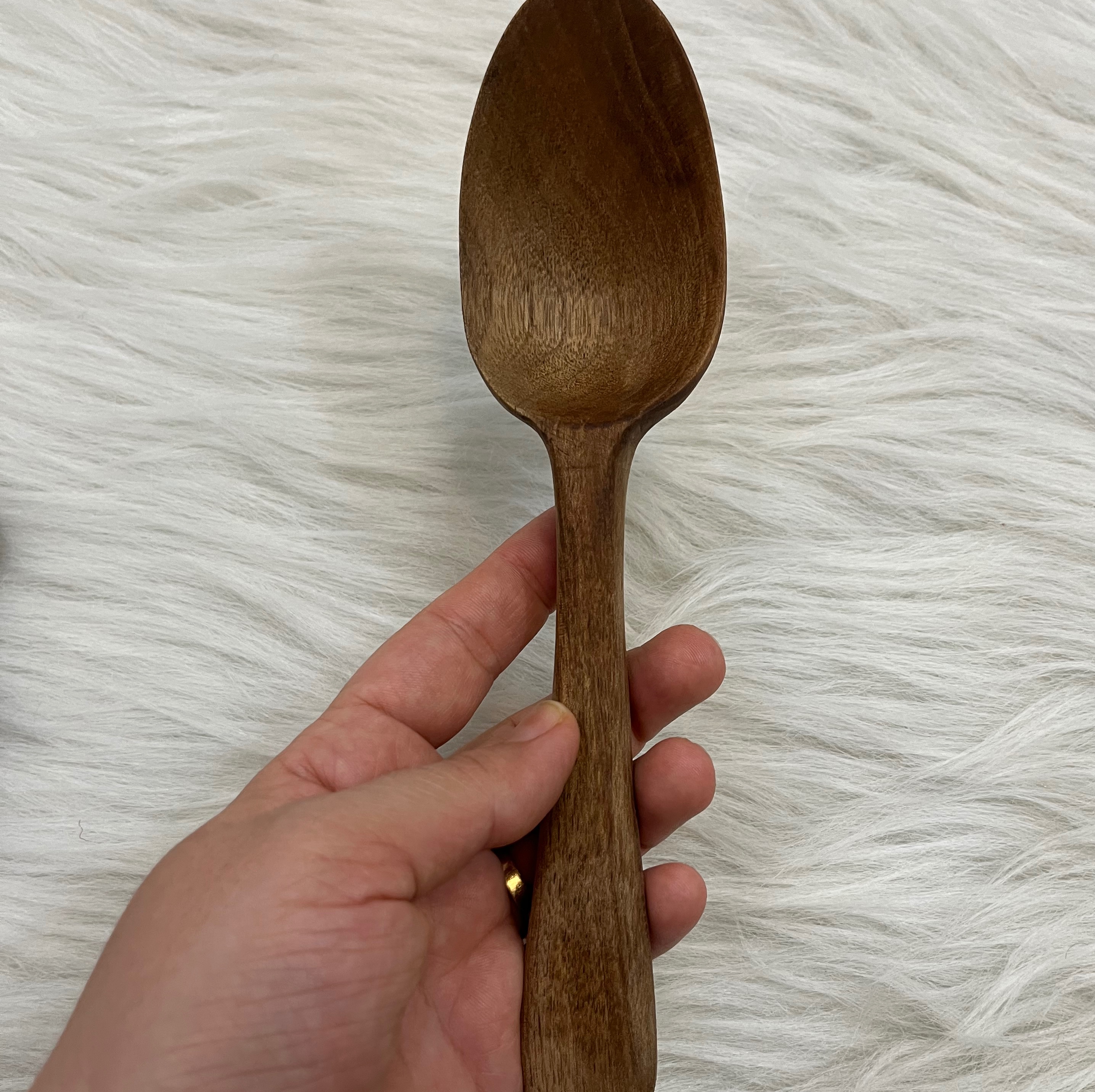 قاشق چوبی گود دستسازه مناسب ماهیتابه