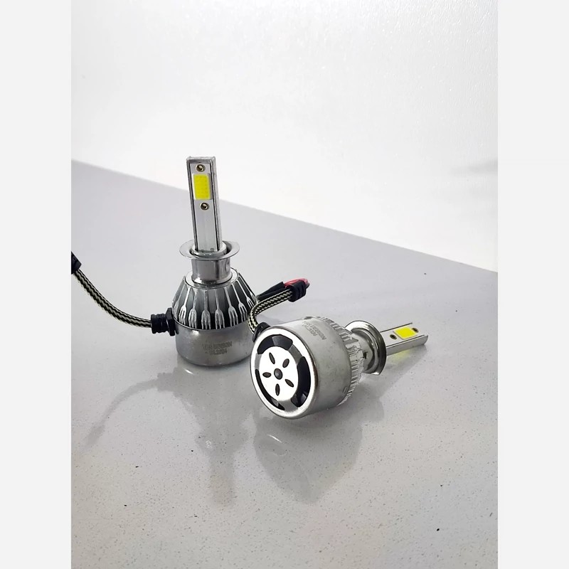 هدلایت خودرو پایه H1 بسته 2 عددی رنگ سفید h1 اچ یک