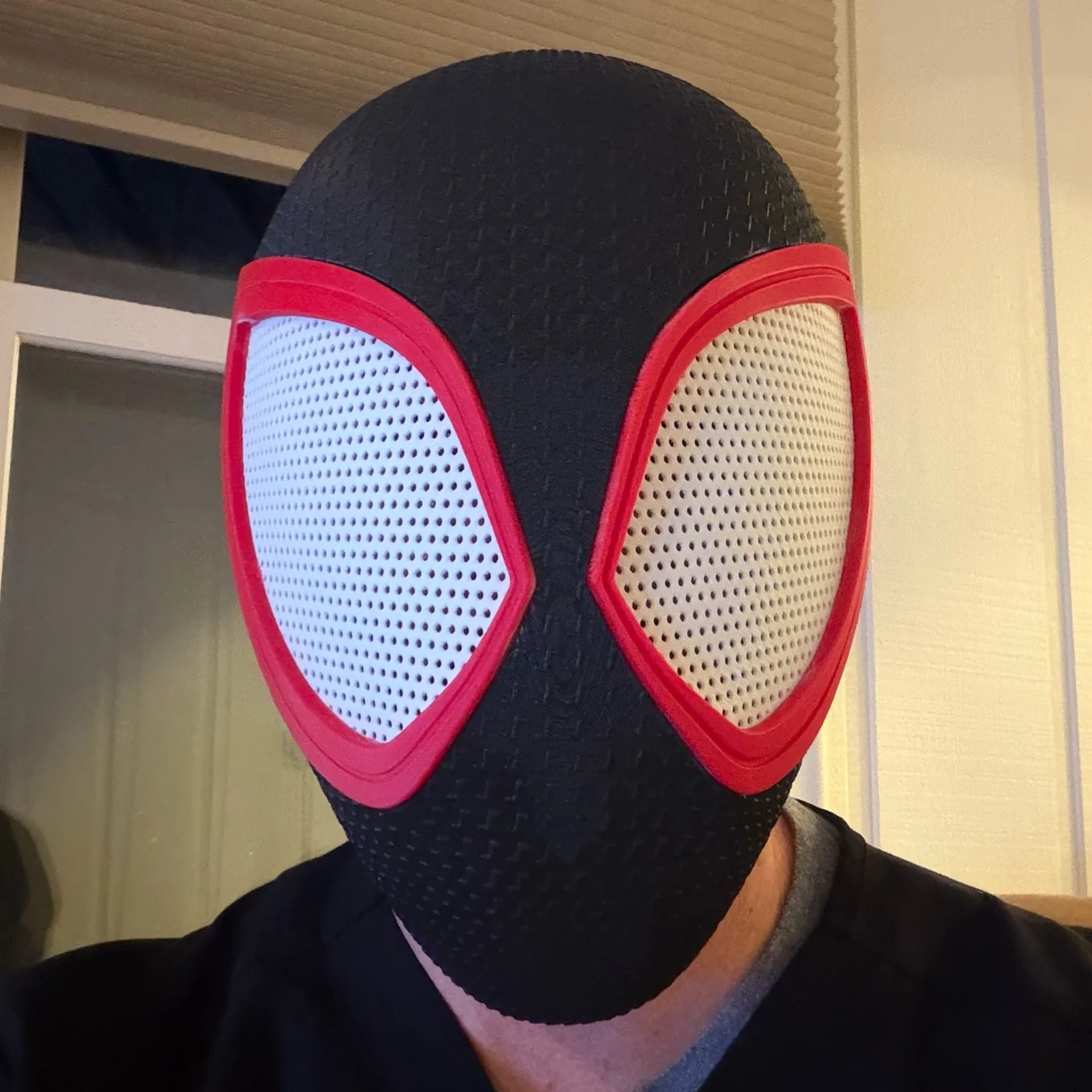 ماسک مایلز مورالس (Miles Morales) | کلاهخود اختصاصی Spider-Man با کیفیت سینمایی