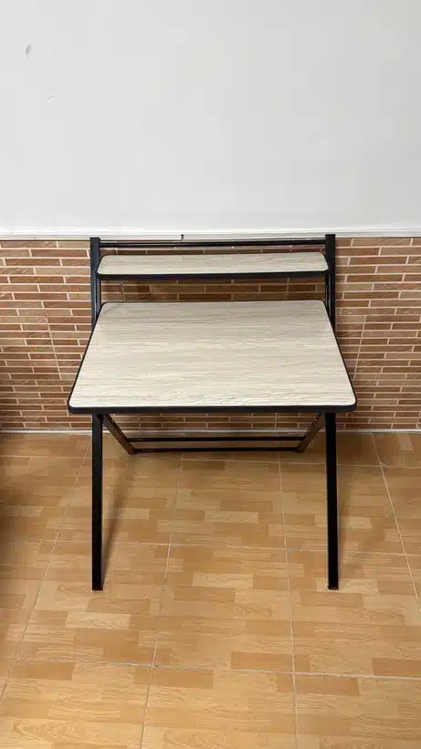 میزتحریر تاشوی دانشجویی کرم روسی(نوار پلاستیکی) مشتاقجدید