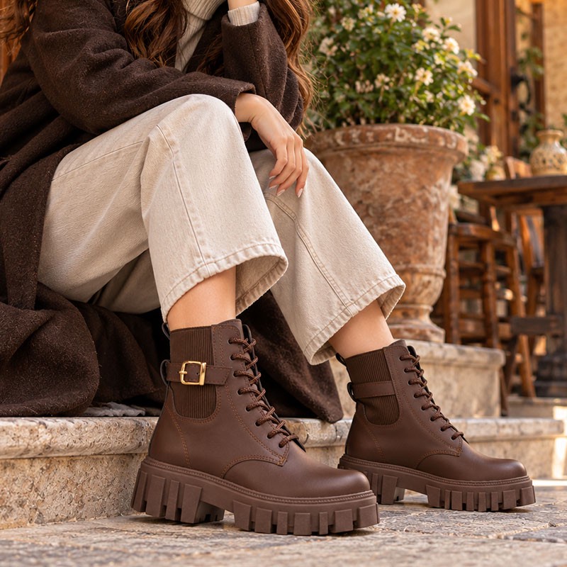 نیم بوت چرم زنانه (قهوه ای) مدل آکایجدید