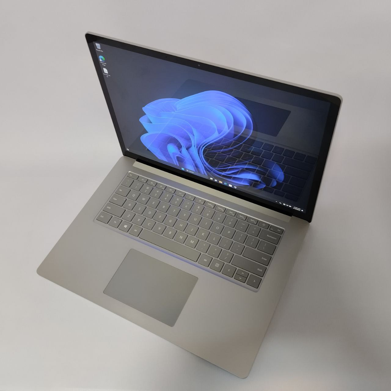 لپتاپ corei5 سرفیس مدل laptop 3 نسل یازده 16جدید