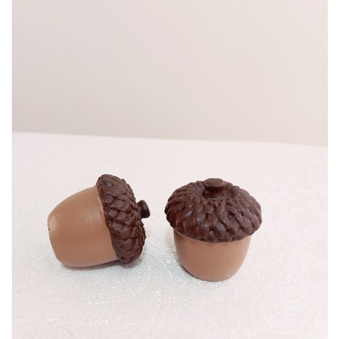 مجسمه بلوط کوچک دکوری
