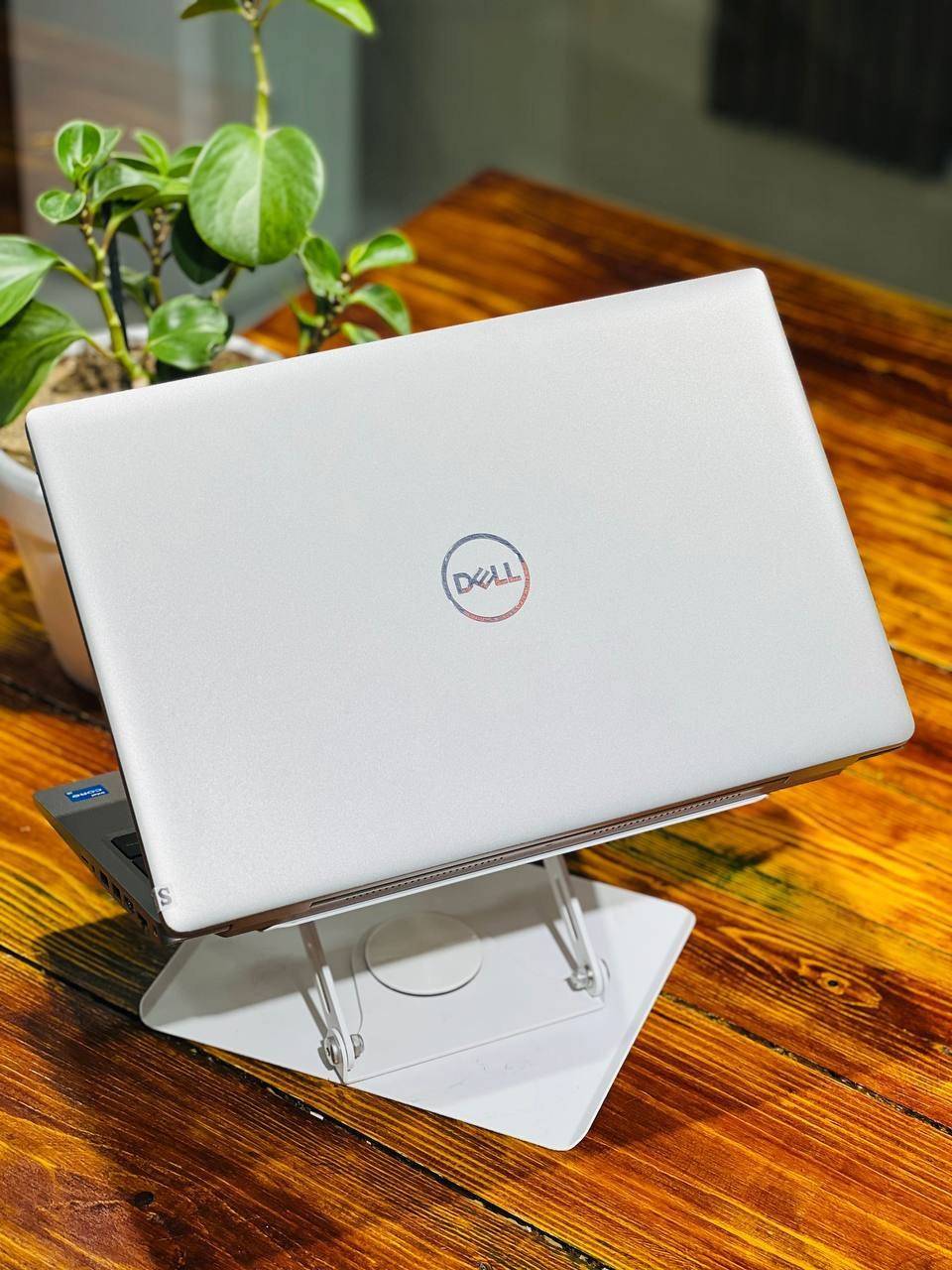 Dell latitude 5520جدید