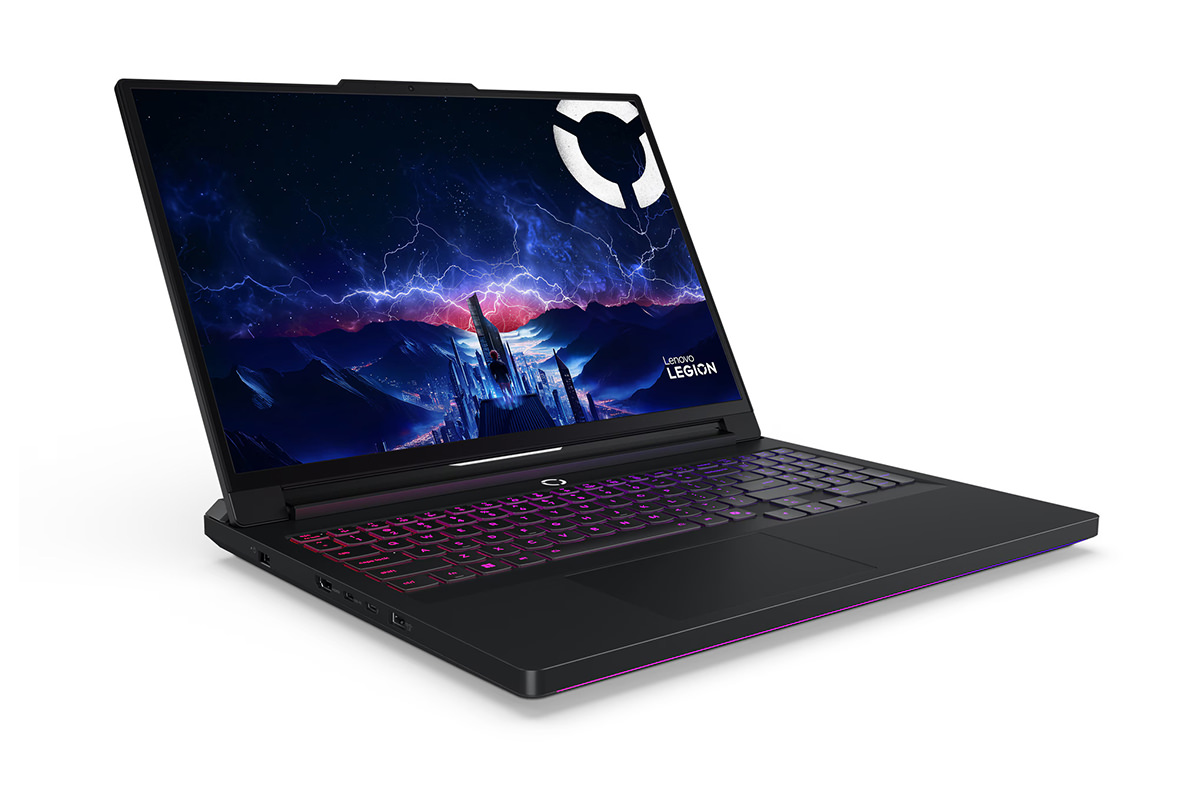 لپ تاپ 16 اینچی لنوو مدل Legion Pro 7 16IAX10H-Core Ultra 9 275HX-RTX5090 24GB-32GB DDR5-512GB SSD-WQXGA OLED 240Hz-W - جدید