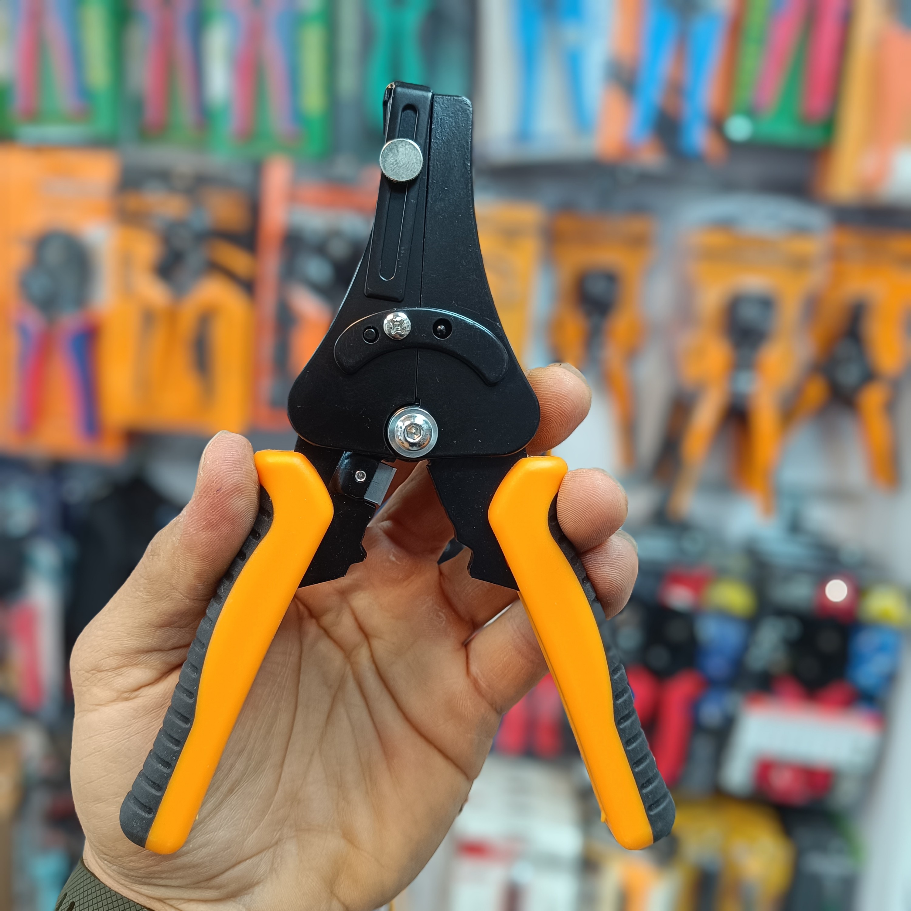 سیم لخت کن اتومات مدل FG03107 دینگیجدید