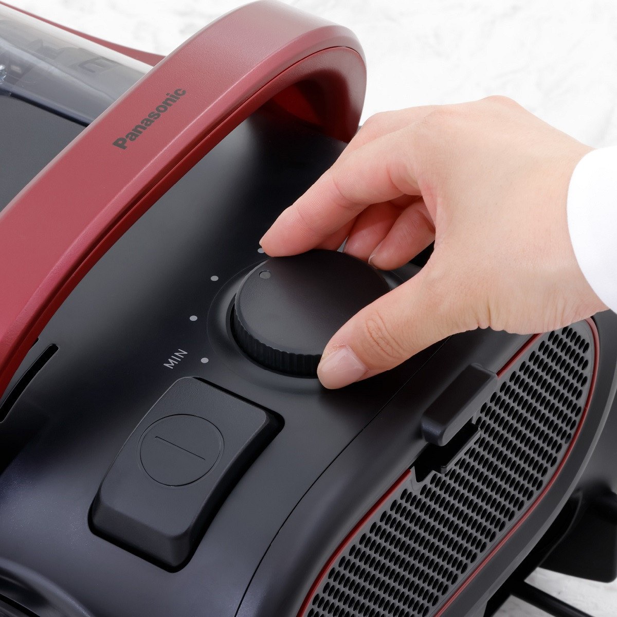 جاروبرقی پاناسونیک مدل MC-CL607 ضمانت ارسال کالای اصلجدید