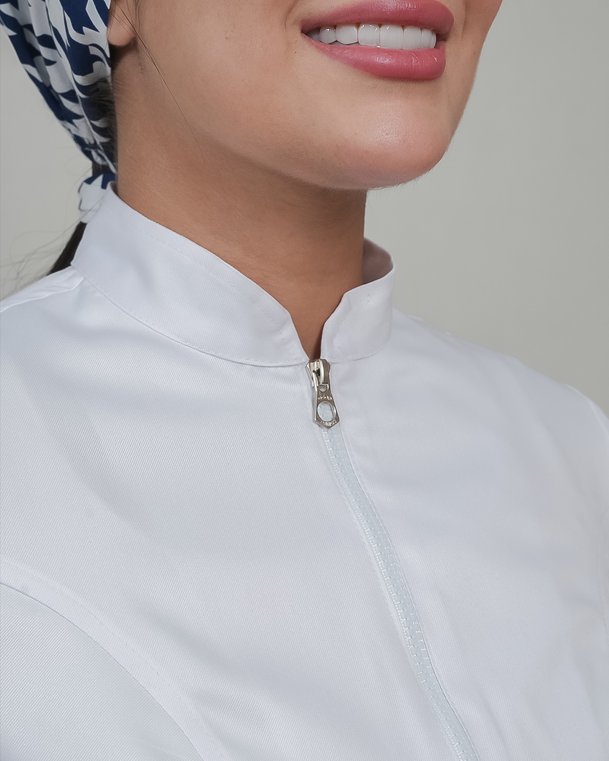 روپوش پزشکی سفید زنانه مدل داو فاحا