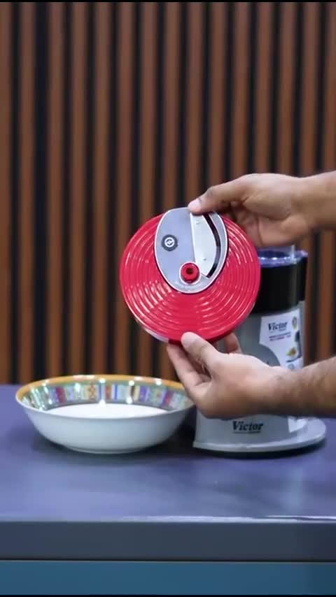 سالادساز ویکتور مدل VK-1100MSM
