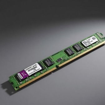 رم 4گیگابایت DDR3 مارک Kingston مدل KVR1333D3N9 4Gجدید