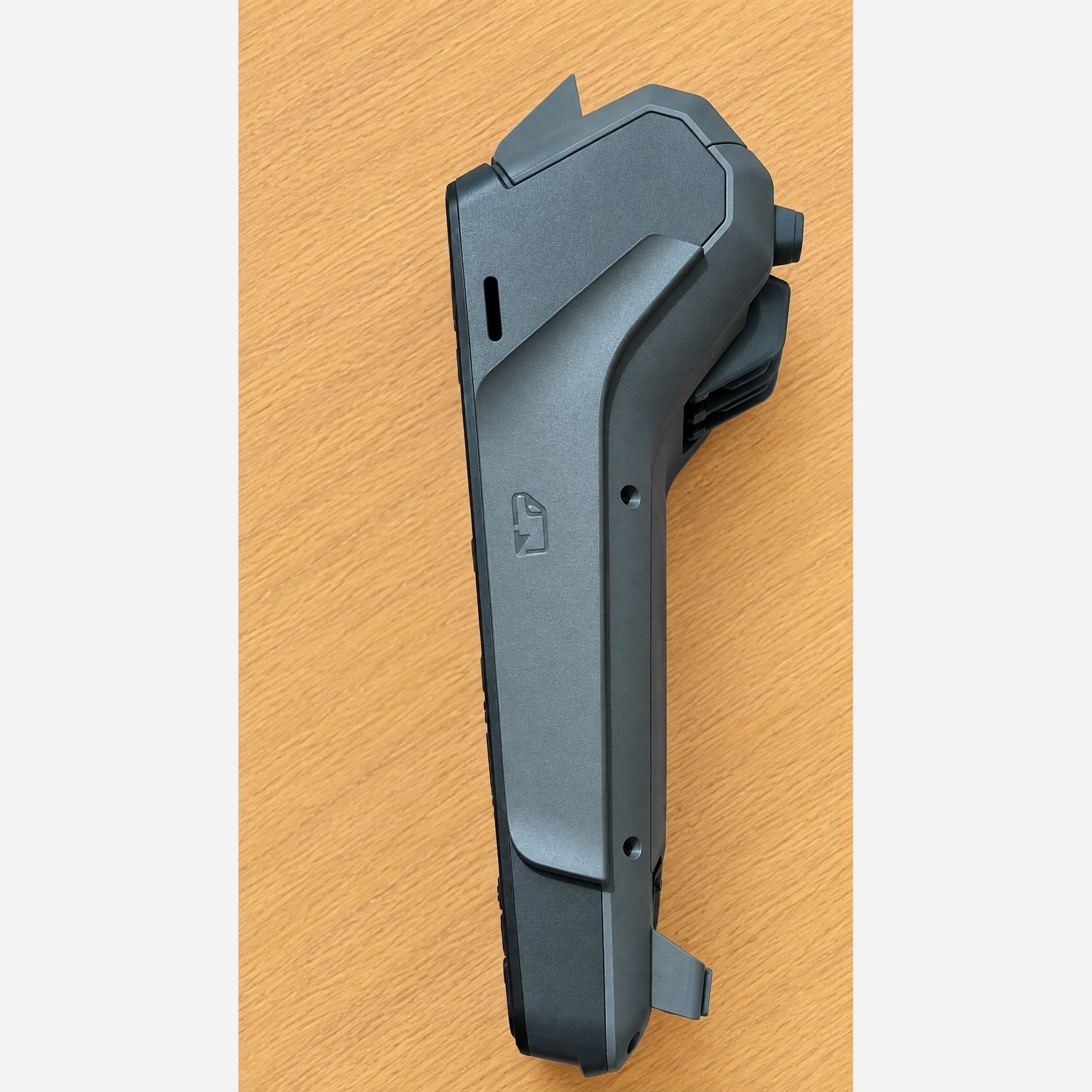 کشلس AK600، کش لس AK600