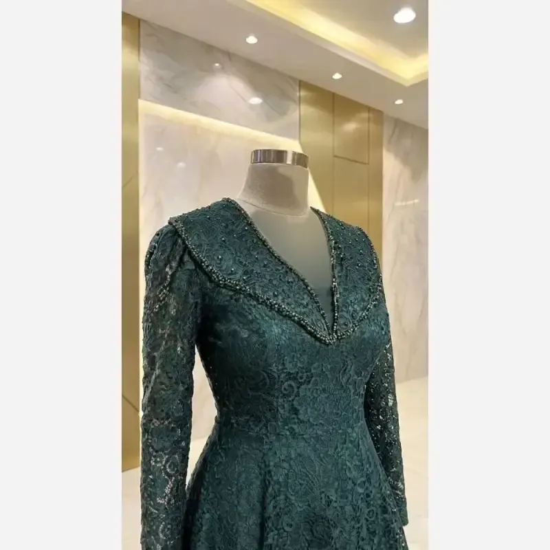 پیراهن مجلسی زنانه دانتل سنگدوزی شده کاپدار قد 155 سایز بزرگ رنگ مشکی و سبزجدید