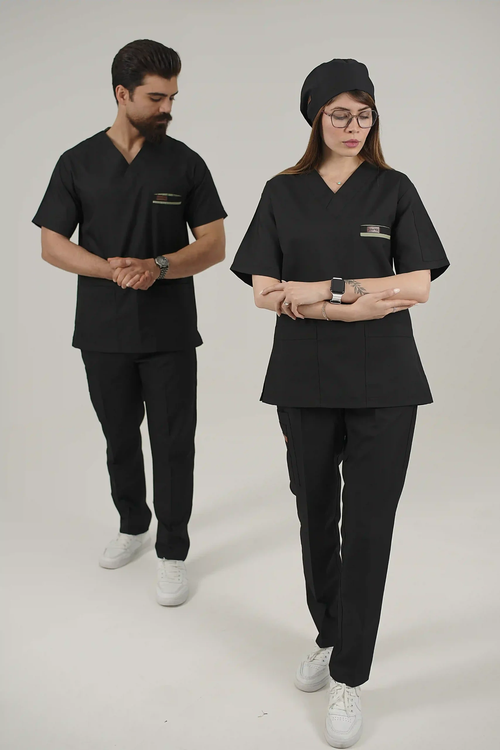 اسکراب پزشکی یقه هفت مشکی