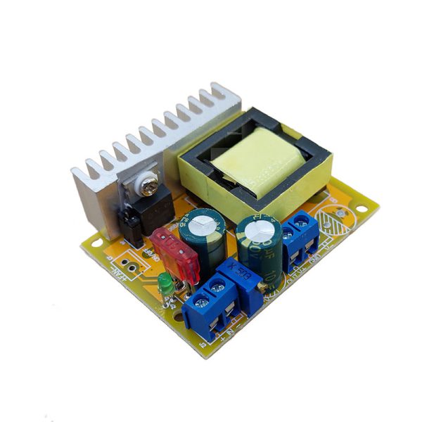 ماژول افزاینده DC-DC های ولتاژ DEVMO 8-32V to 45-390Vجدید