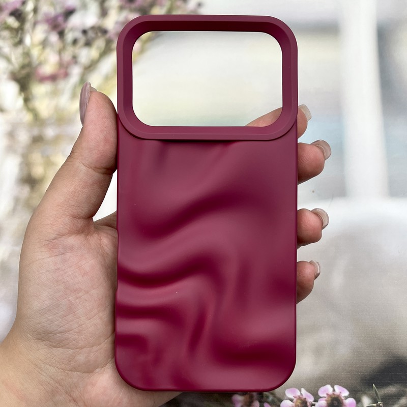 قاب گوشی iPhone 17 Pro / iPhone 18 Pro آیفون 3D Wave سیلیکونی موج دار برجسته لاکچری محافظ لنز برجسته زرشکی کد 378780