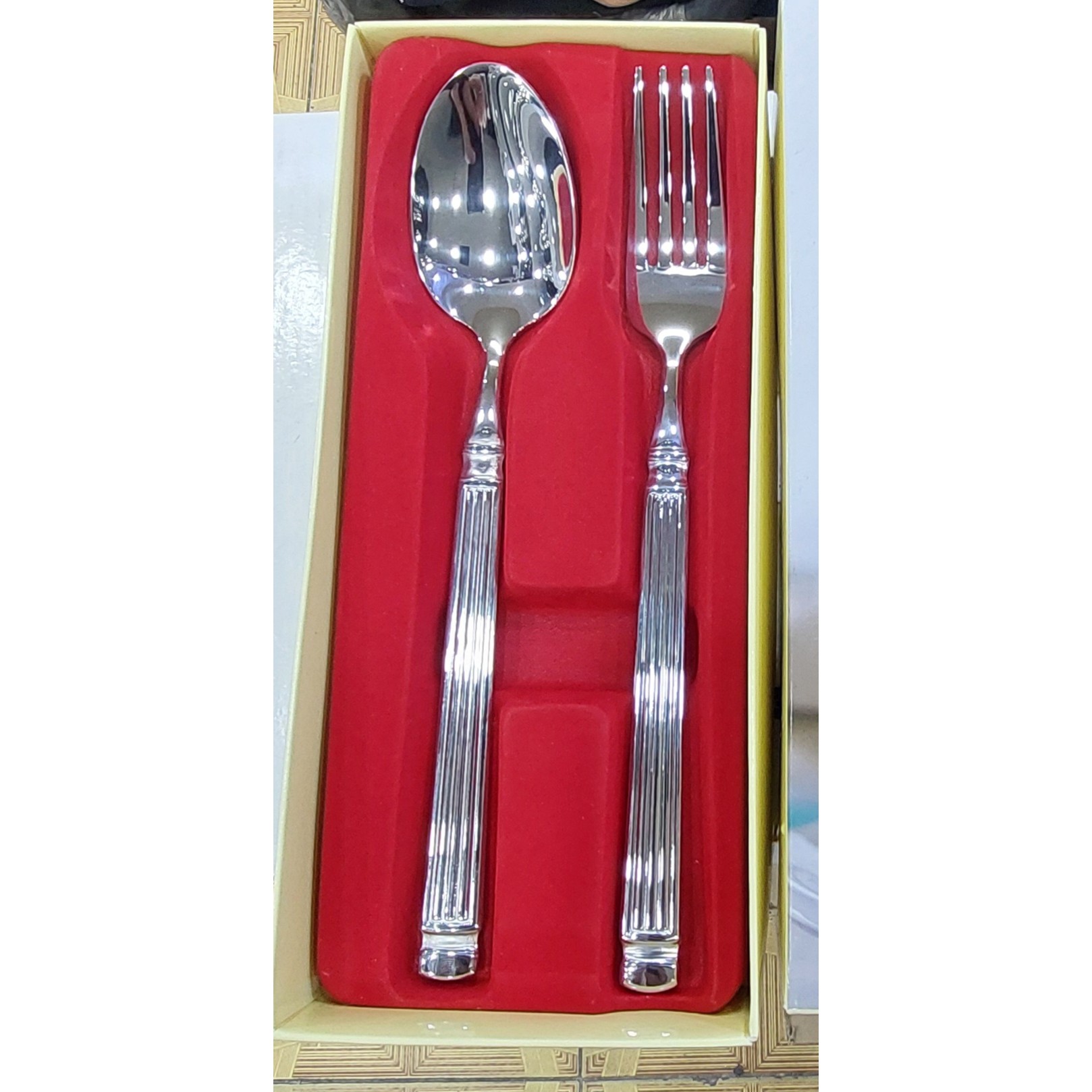 قاشق چنگال گیلداجدید