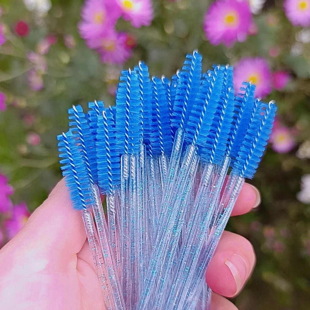 برس مژه و ابرو 