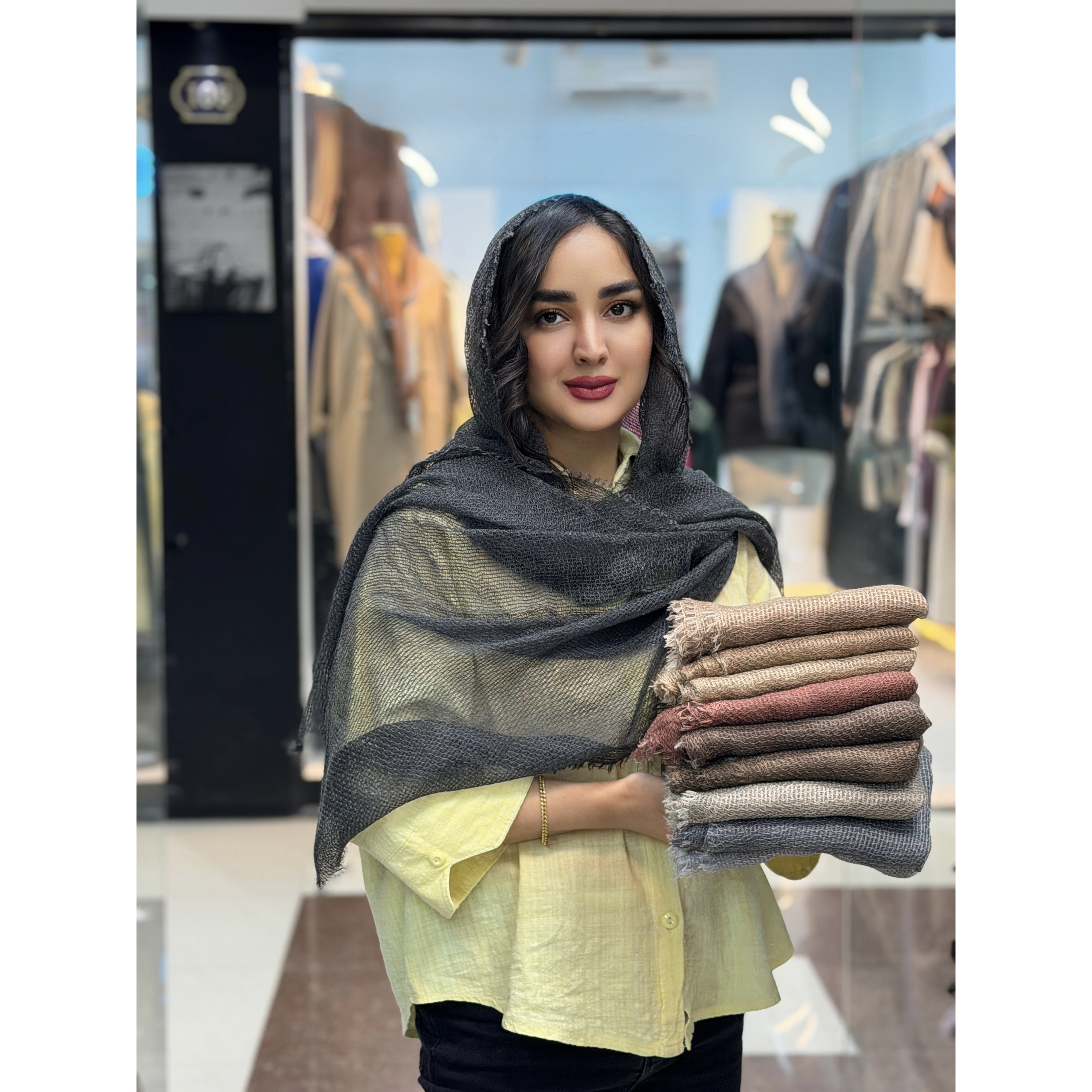 شال ویسکوز مجلسی لبه ریش آهار دار
