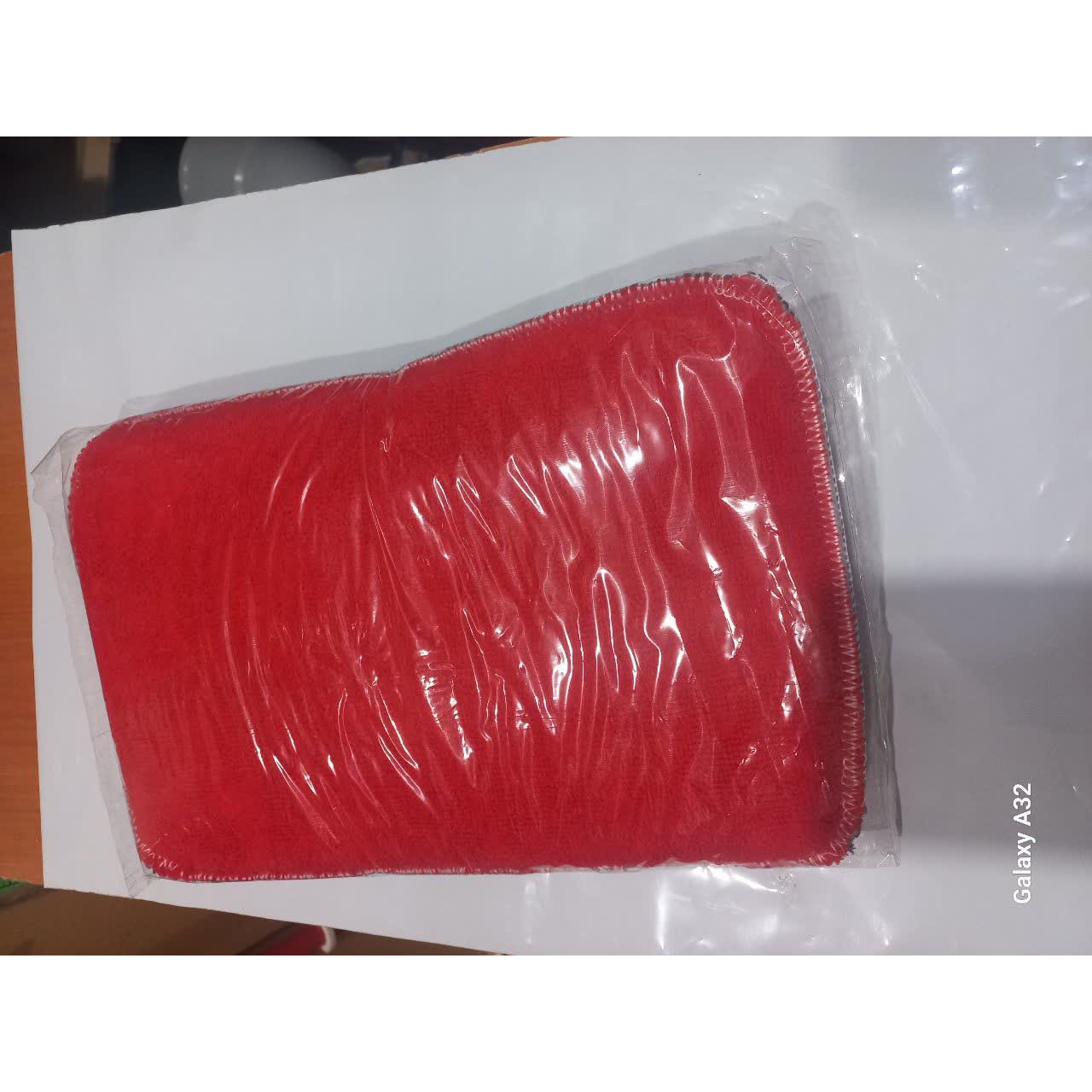 طی حوله ای کوچک گل یخ ( 30 سانت )جدید