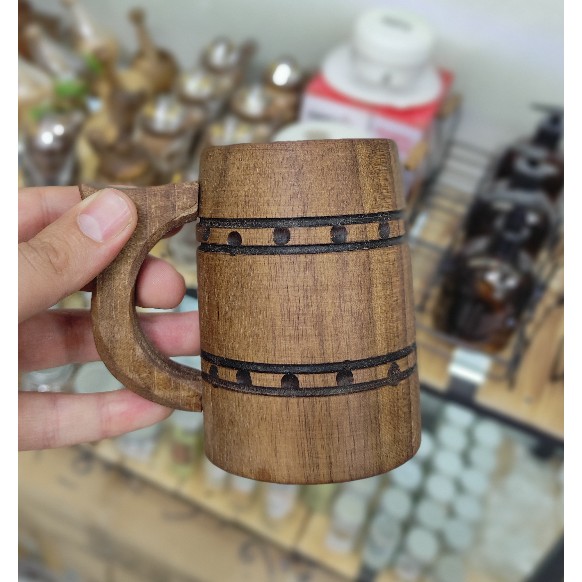 لیوان چوب گردو دسته دار