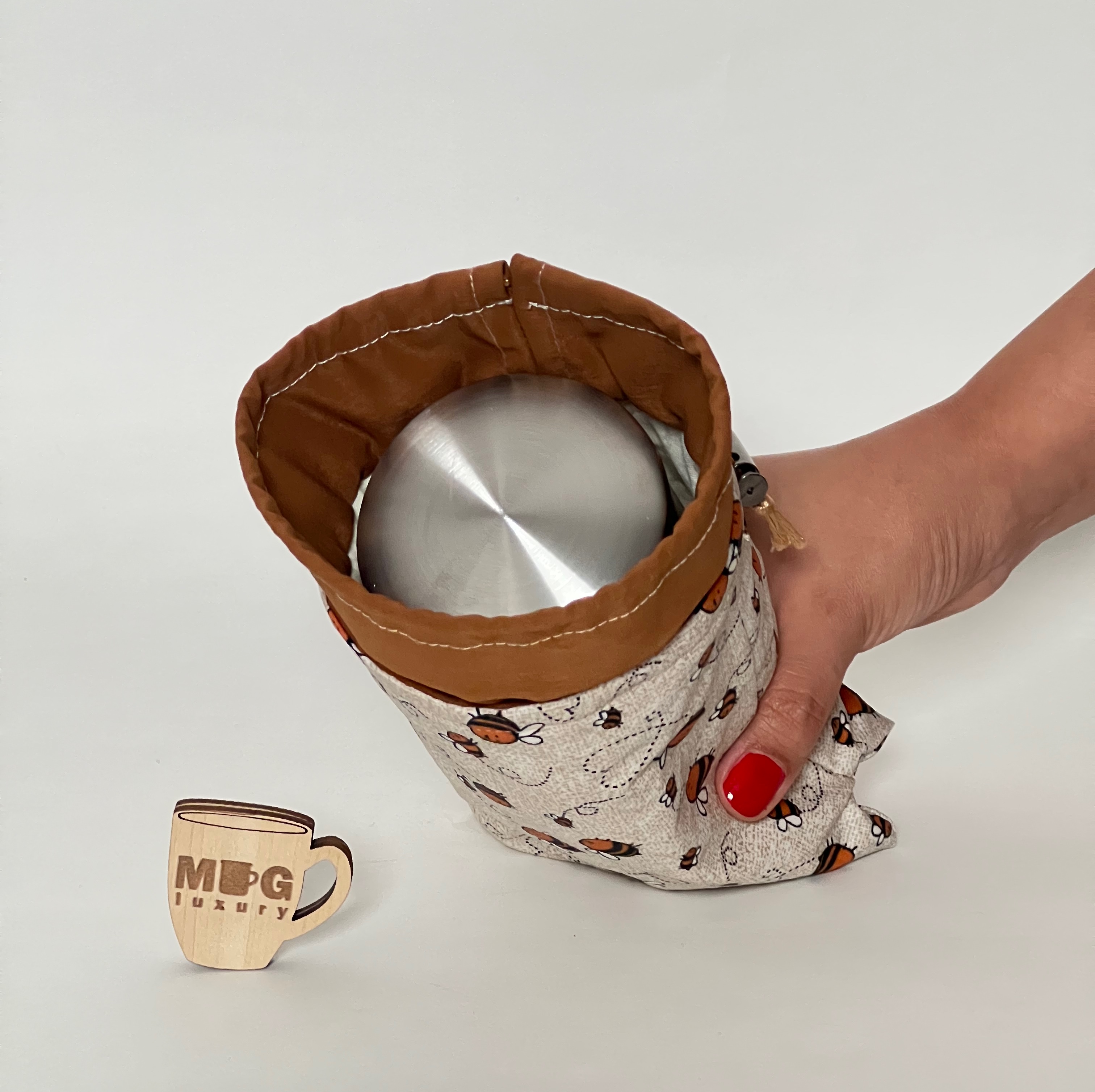 کاور فلاسک و تراول ماگ پارچه ای ضدآب طرح زنبور 21 سانتجدید