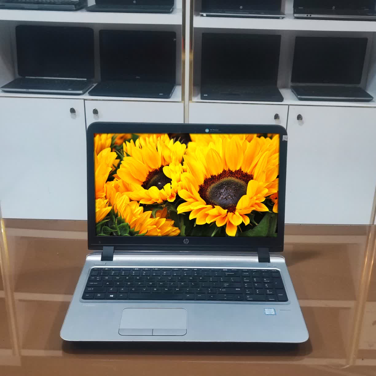 لپتاپ اچ پی i5 نسل 6 با گرافیک دو گیگ مجزاجدید