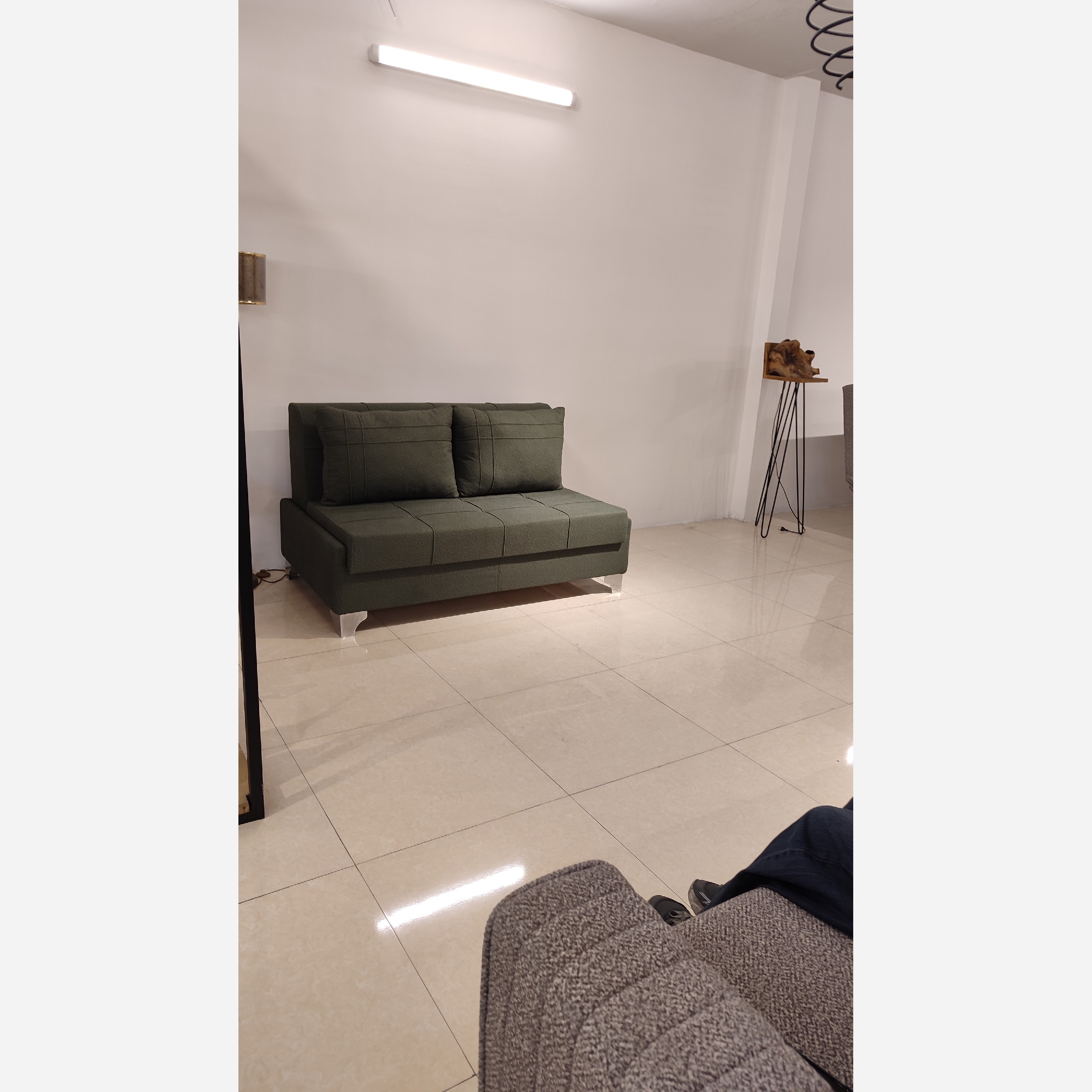 مبل تختخوابشو دونفره عرض 140 بدون دستهجدید