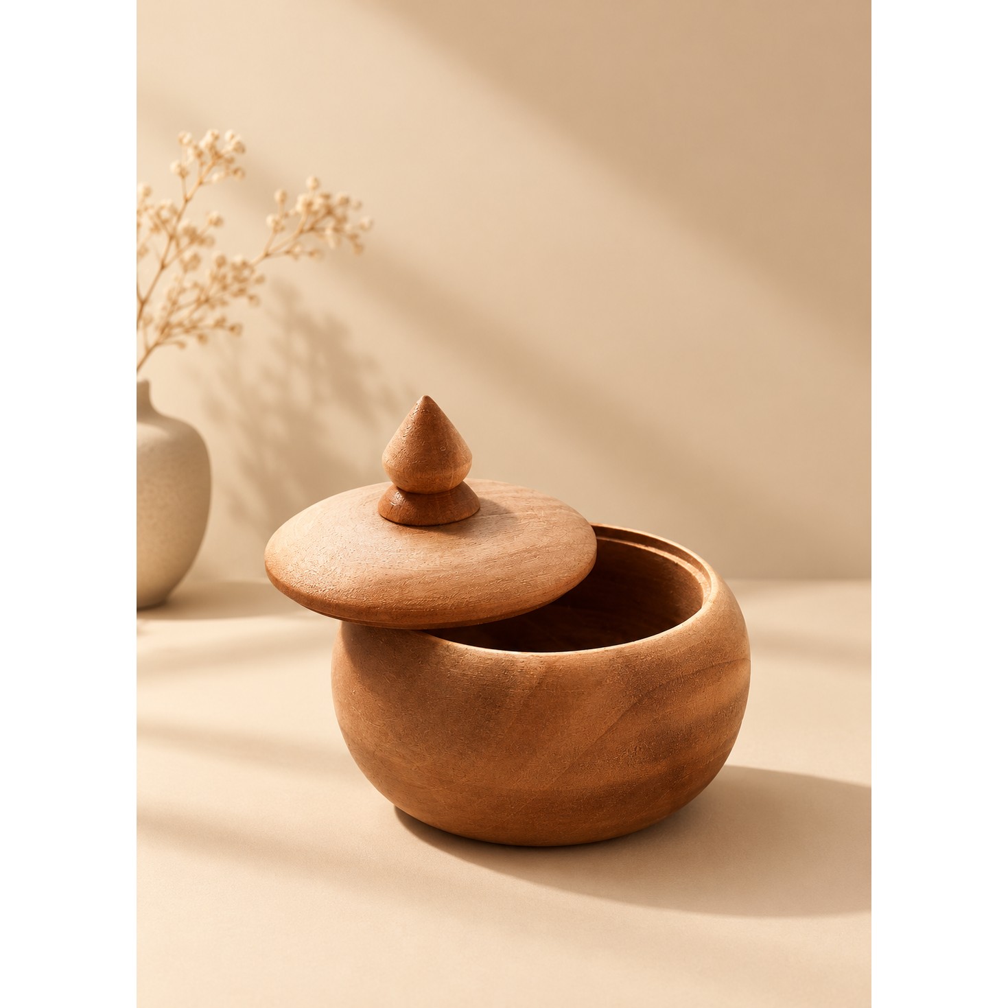 قندان چوبی خراطی شده از چوب گردو